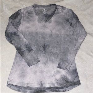 Soft and sexy AE long sleeve top